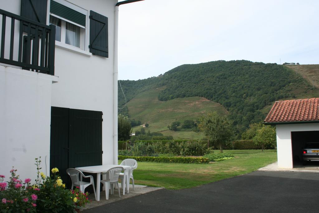 Chambres D'Hotes Chez Pascaline Ispoure Exterior photo